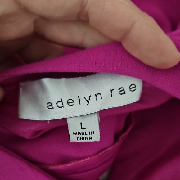 Adelyn Rae - Picture 3 of 4